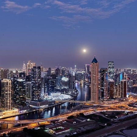 Easemytrip - Elegant 3Br On 53Rd Floor With Stunning City Views Lejlighed Dubai Eksteriør billede